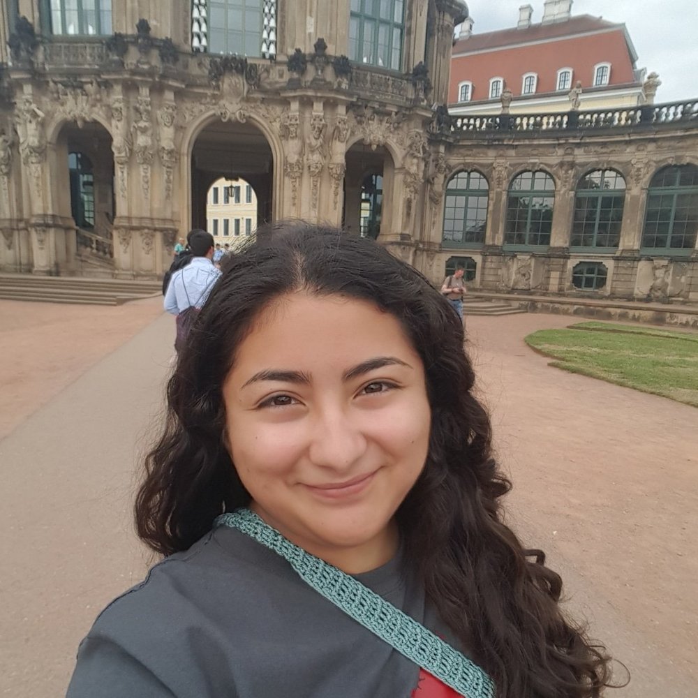 Meet your Posher, Emily